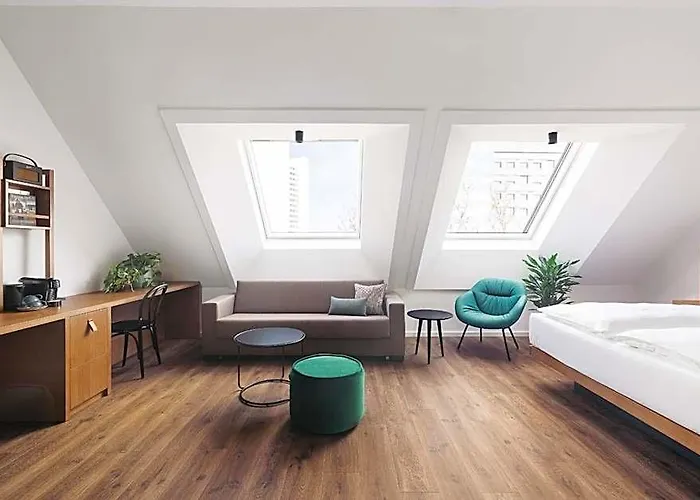 Schani Uno Hotel